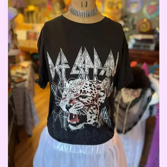 Def Leppard Tee Shirt - Medium - Picture 1 of 4